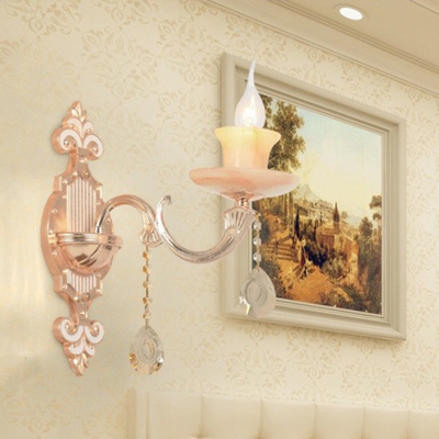 Klassische beige Kerzenwandleuchte mit Kunstjadeglas – Schlafzimmerbeleuchtung