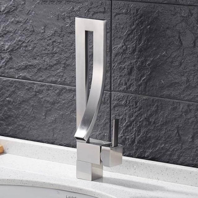 HydroBliss – Moderner Einhand-Badezimmerhahn
