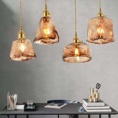 Messing-Anhänger mit schattigem Tropfen, Vintage-Design, handgefertigt, 1-flammiges Wohnzimmer-Pendellicht aus hellbraunem Glas