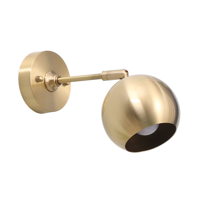 Moderna lampada da parete a LED con cupola in ottone e supporto in metallo - Perfetta per il soggiorno