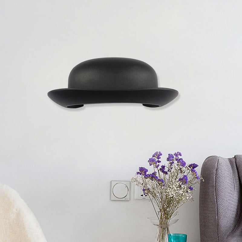 Applique de chambre à coucher LED moderne en noir avec abat-jour en métal, éclairage chaud/naturel