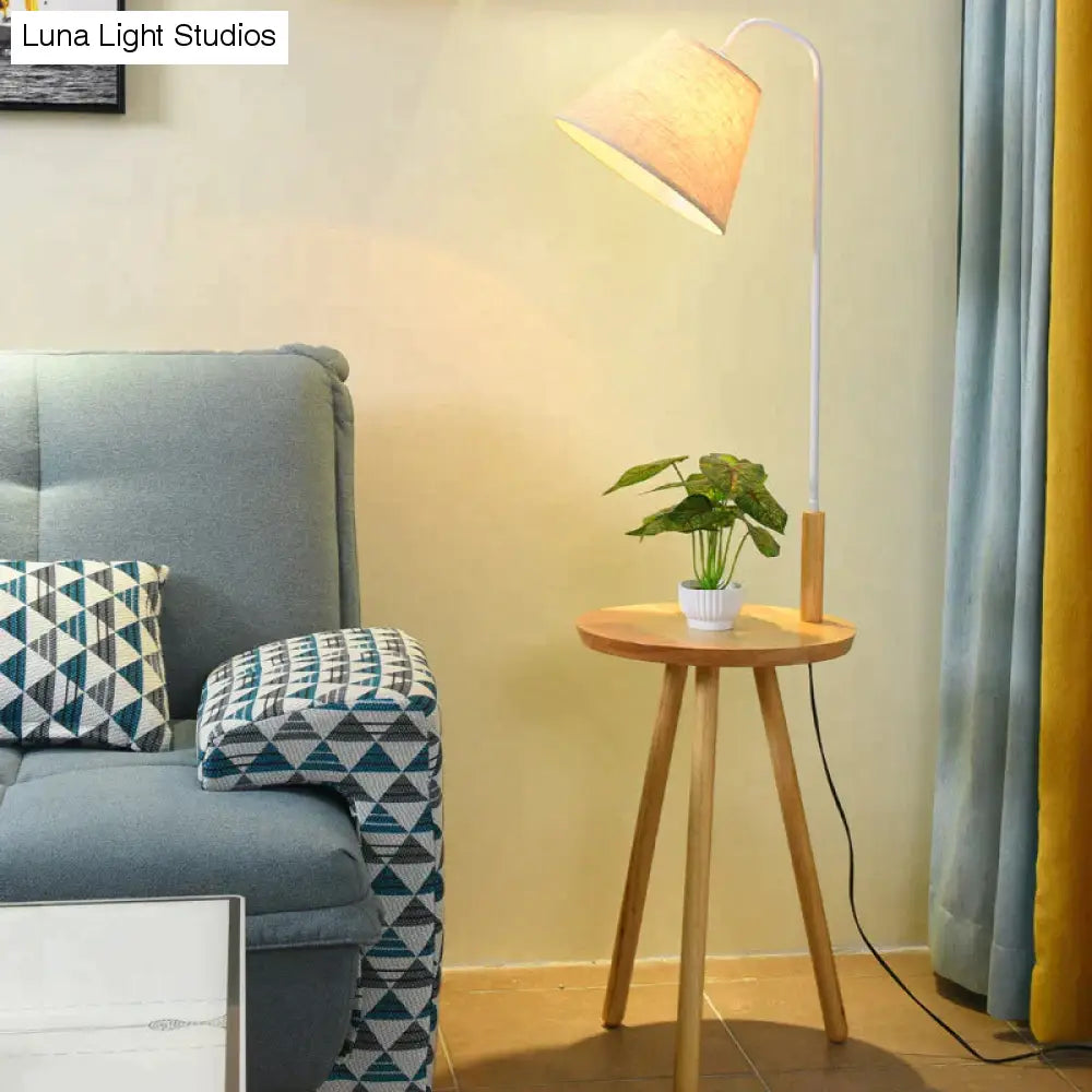 Log Vloerlamp Creatieve Woonkamer Bank Salontafel Studie Balkon Persoonlijkheid Kleine Tafelkleed Cover Verticale Tafellamp