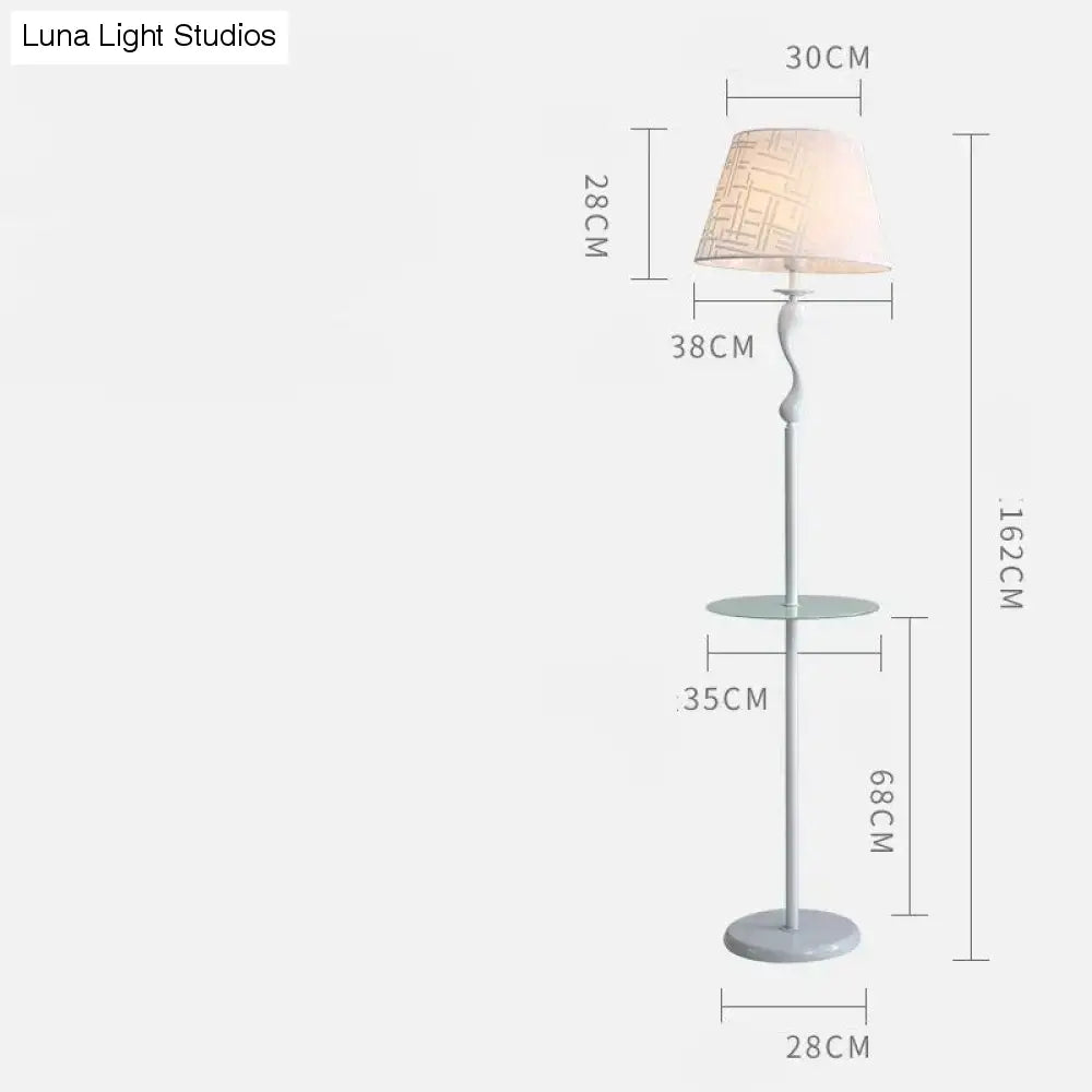 Salon moderne lampadaire créatif chambre étude lampadaire Vertical élégant maison salon lampadaire LED