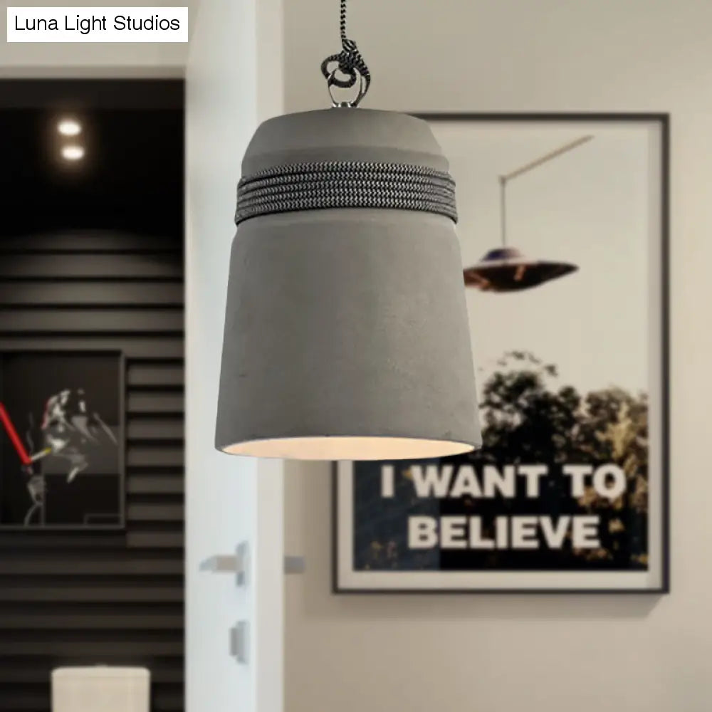Lampada a sospensione con finitura in cemento stile industriale nero/grigio/beige con corda