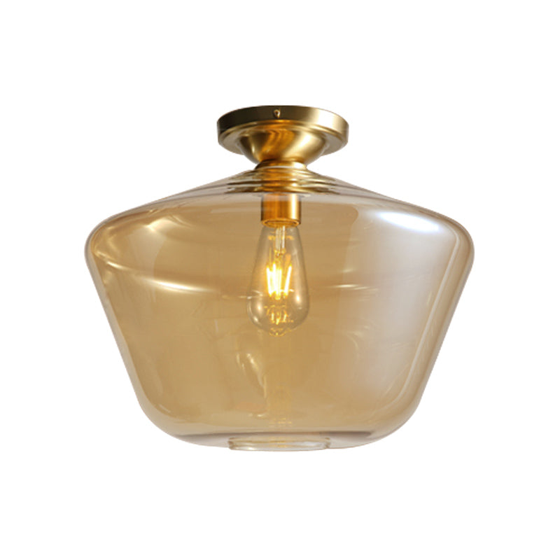 Mid Century Glamour: Mosiężna lampa sufitowa do montażu podtynkowego w kształcie diamentu ze szkła koniakowego – pojedyncza o szerokości 9