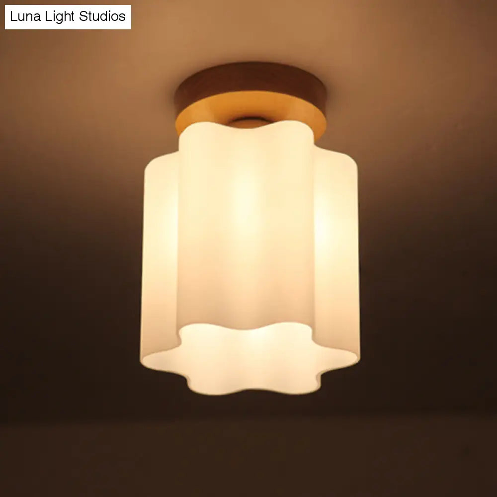 Minimalizm 1-żarówkowa drewniana lampa sufitowa do montażu podtynkowego na korytarz - mleczno-szklana pryzmatyczna lampa sufitowa z motywem kwiatowym