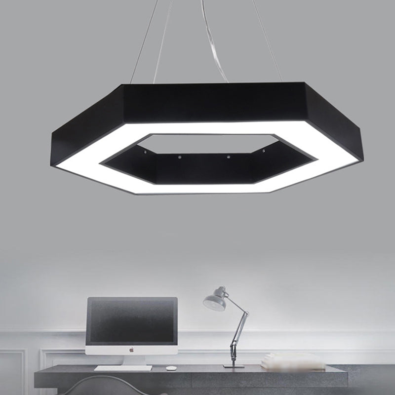 Nowoczesna akrylowa sześciokątna lampa wisząca w kolorze czarno-białym do biura