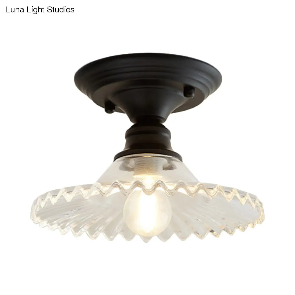 Semi-affleurant industriel festonné – Luminaire à une lumière en verre nervuré transparent/vert pour les espaces intérieurs