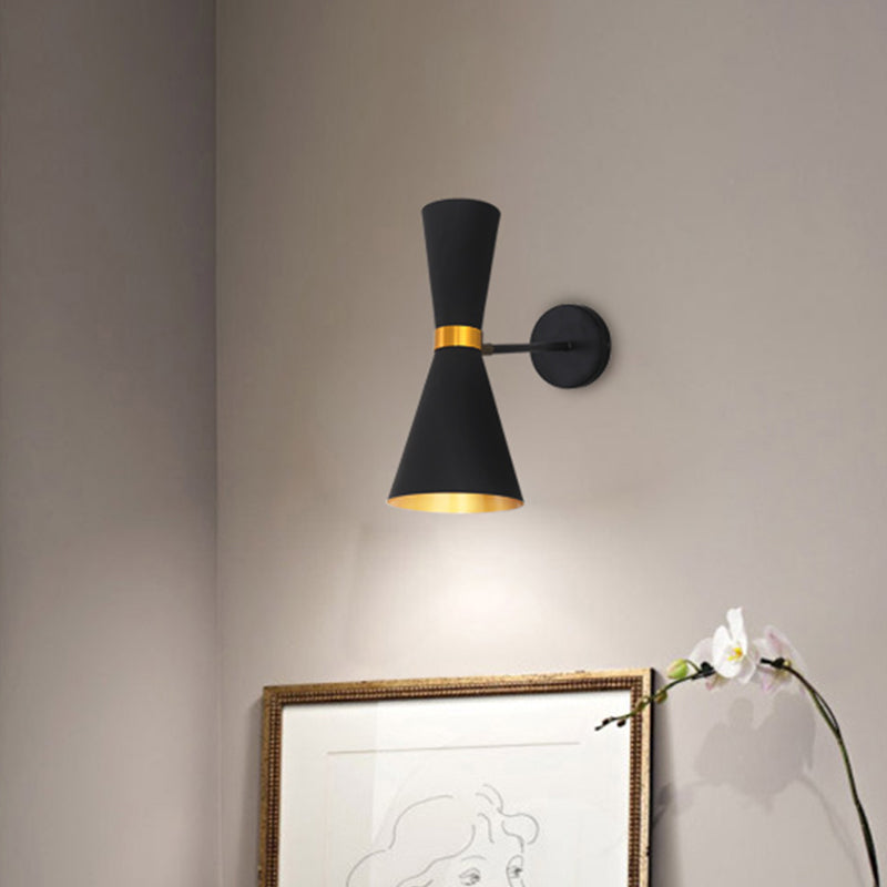 Applique évasée moderne en métal avec 2 ampoules pour support mural de chambre à coucher en noir