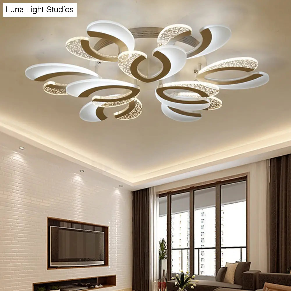 Minimalistische weiße Blumen-LED-Acryl-Unterputzleuchte für die Wohnzimmerdecke