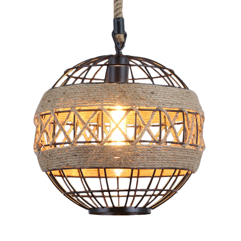 Lampa wisząca sferyczna w rustykalnym stylu industrialnym w kolorze czarnym