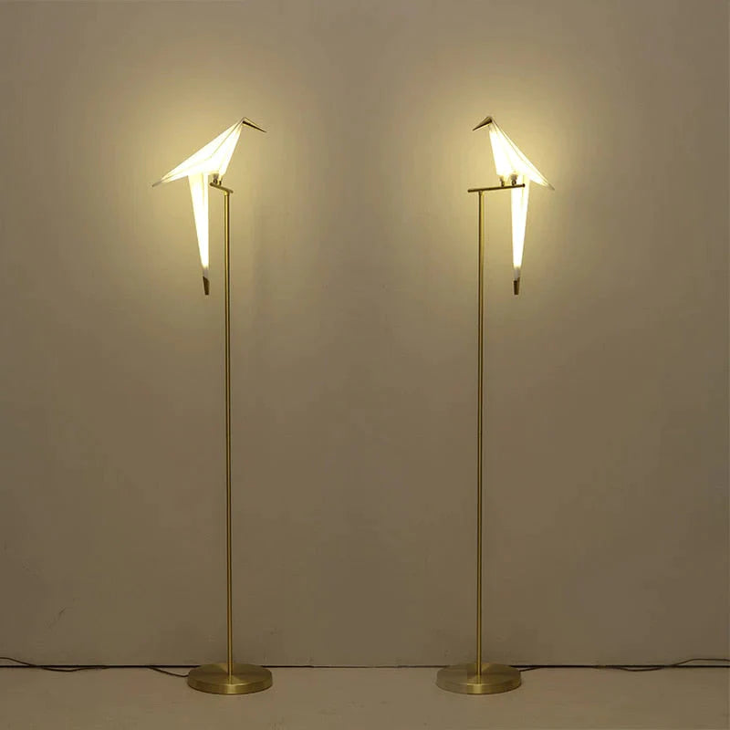Lámpara de pie de pájaro nórdico, creativas lámparas de pie acrílicas de mil grullas de papel para sala de estar, dormitorio, decoración del hogar, lámpara de pie dorada