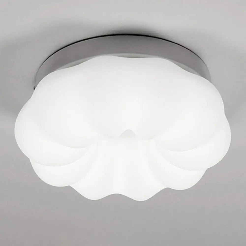 Skurrile Kinderzimmerbeleuchtung: LED-Deckenleuchte Cloud aus Kunststoff in Weiß