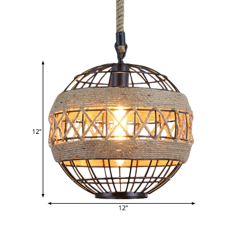 Lampa wisząca sferyczna w rustykalnym stylu industrialnym w kolorze czarnym