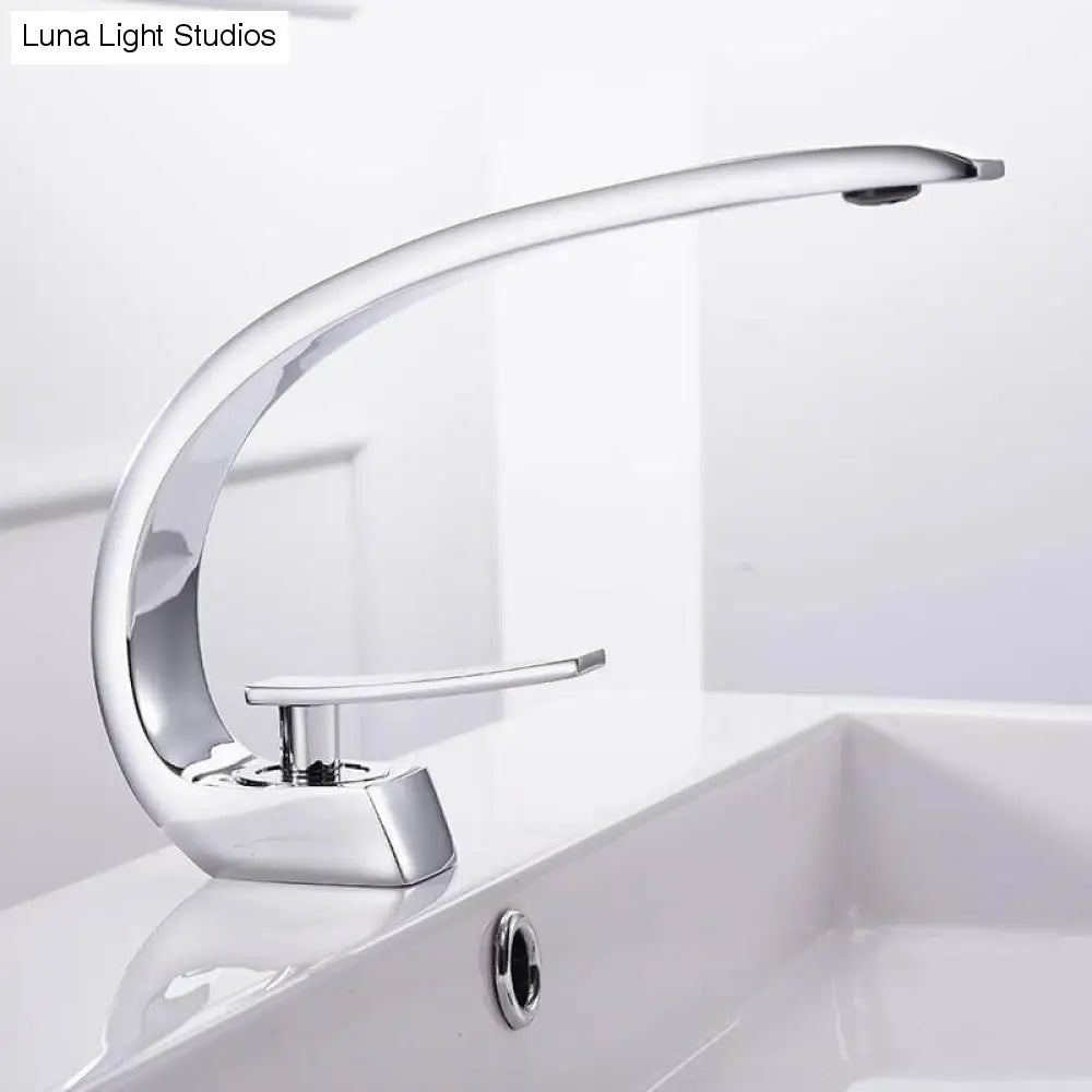 HydroBliss - Robinet de salle de bain à col de grue