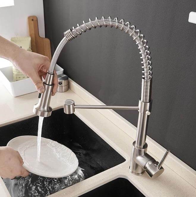 HydroBliss - Nowoczesna bateria kuchenna typu Spring