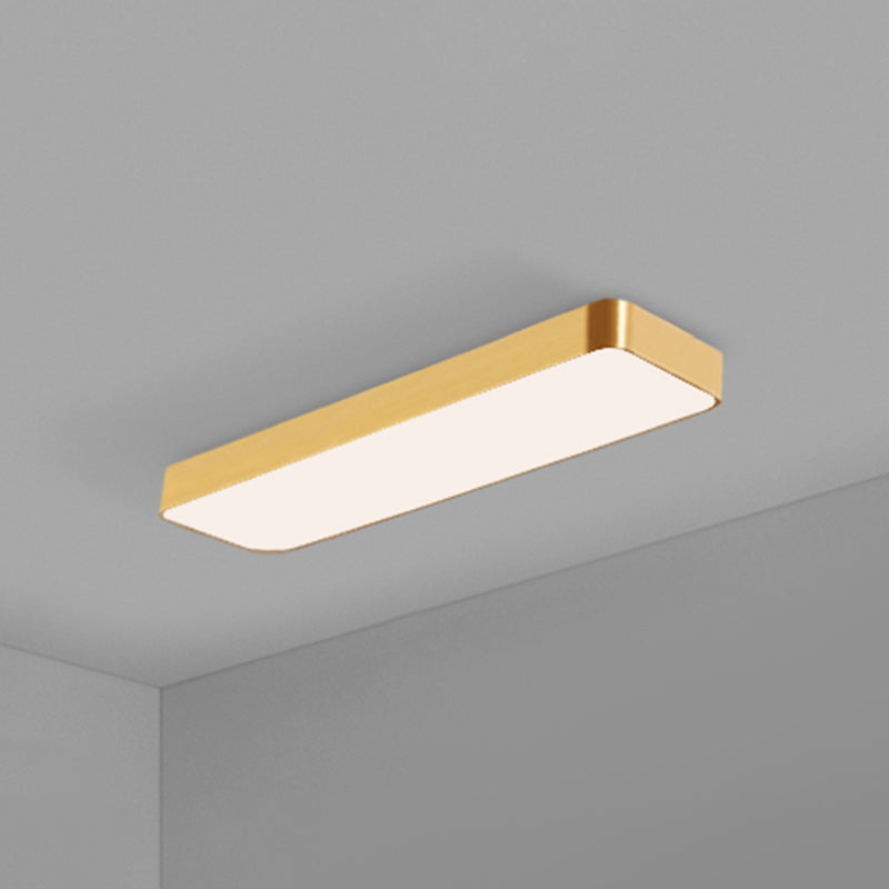 Prosta metalowa lampa sufitowa LED ze złotym wykończeniem - idealna do biur