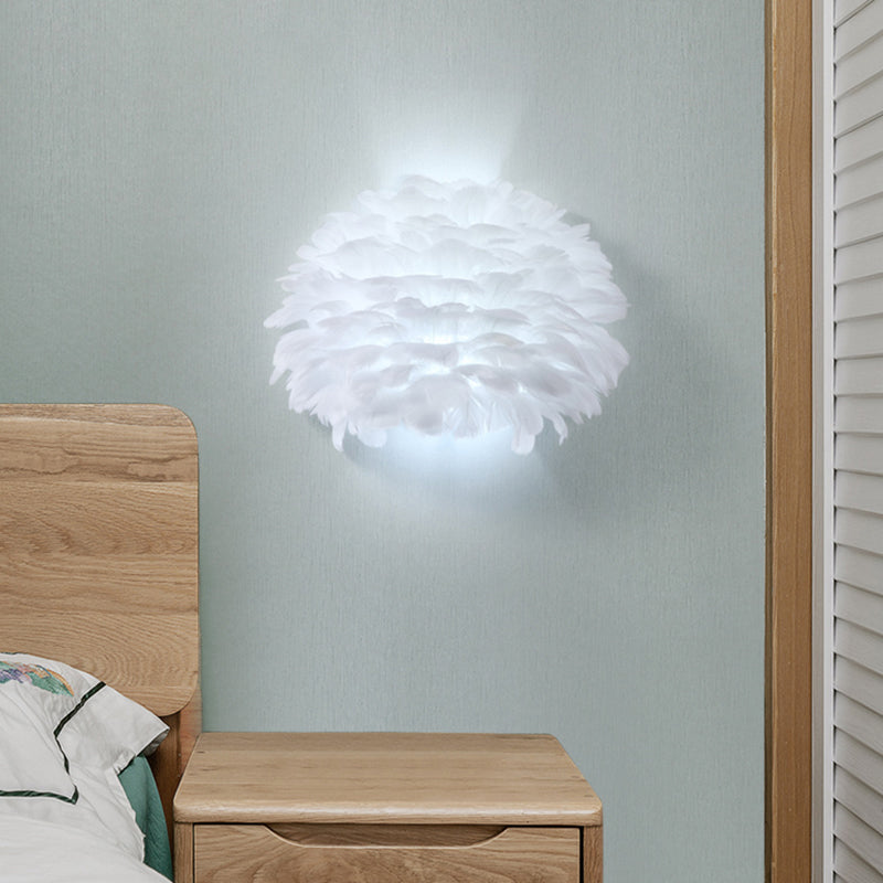 Nordic Feather inbouw wandkandelaar voor slaapkamer - Wit halfbol omhoog-omlaaglicht