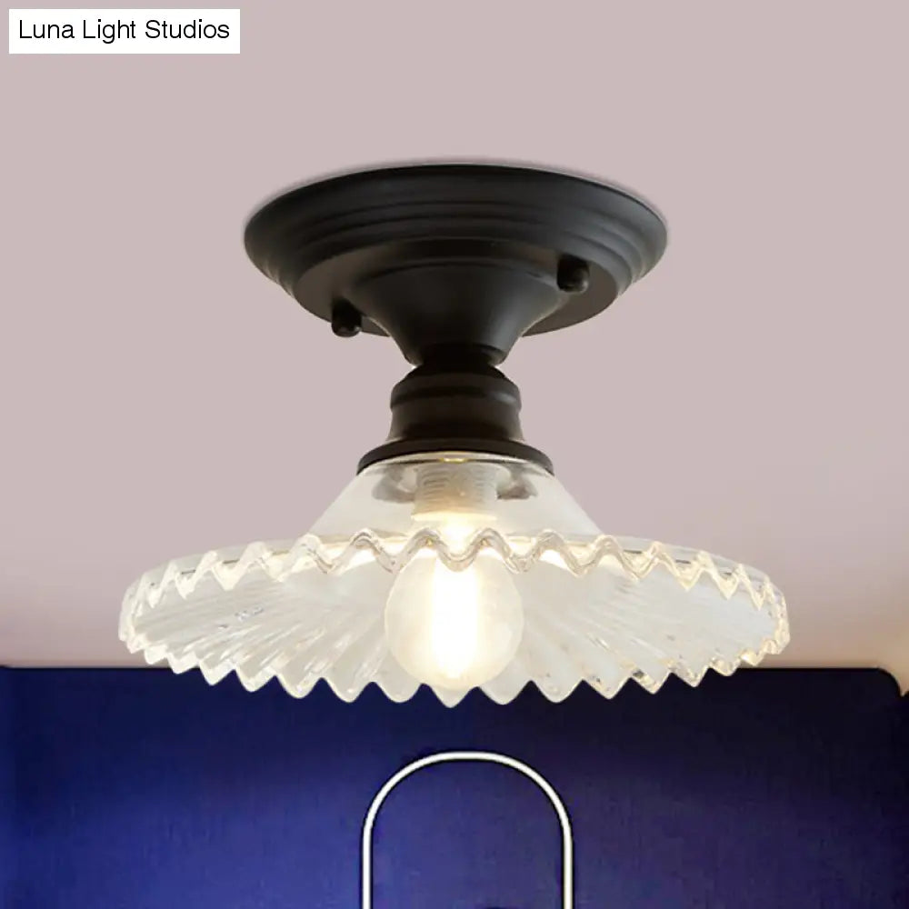 Semi-affleurant industriel festonné – Luminaire à une lumière en verre nervuré transparent/vert pour les espaces intérieurs