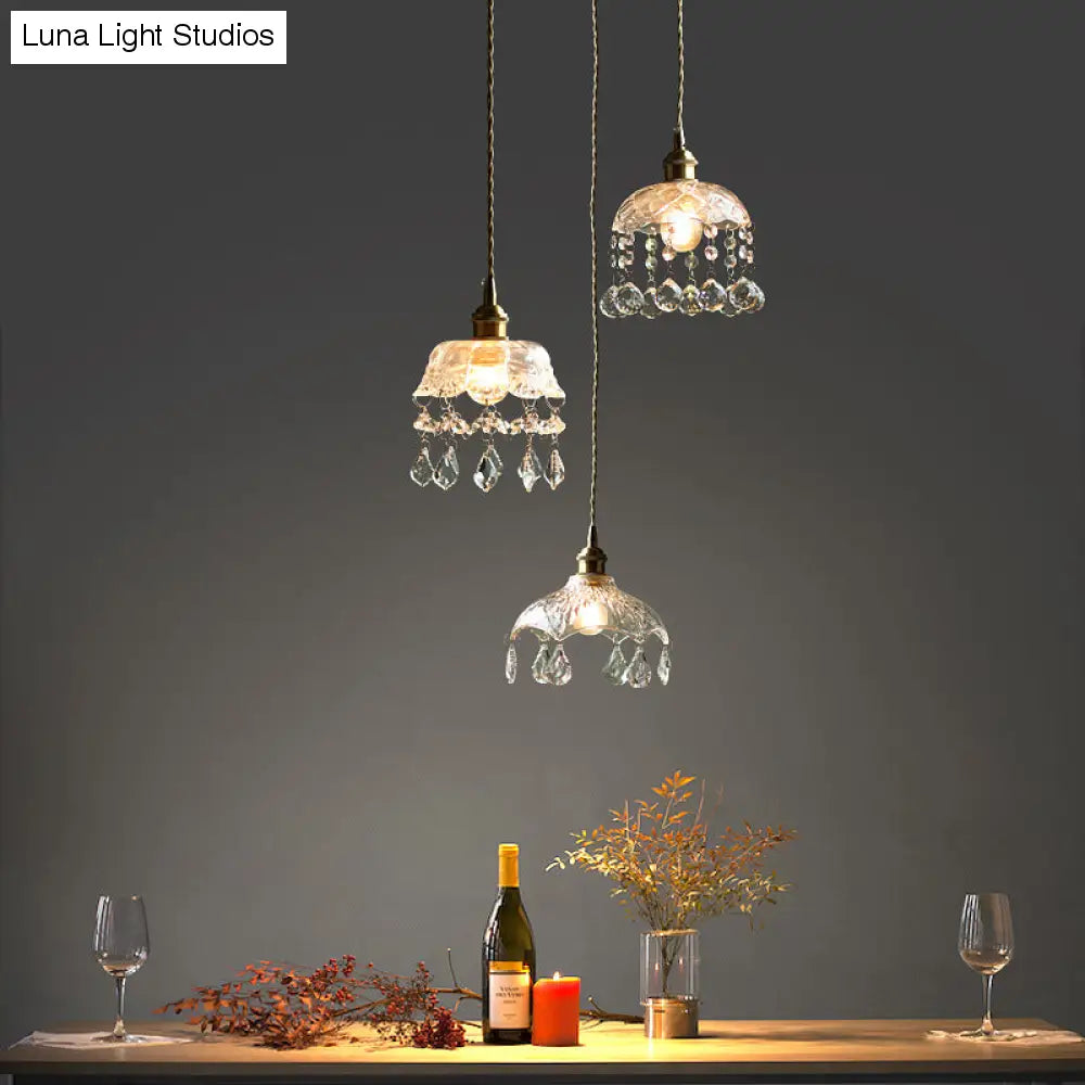 Lampa wisząca z przezroczystego szkła w kształcie kwiatu w stylu vintage z kryształkami w kształcie łezki
