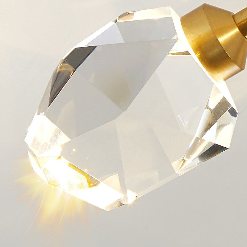 Strahlende Eleganz im Schlafzimmer: Postmoderne goldene LED-Deckenleuchte mit radialem Kristallblock-Design