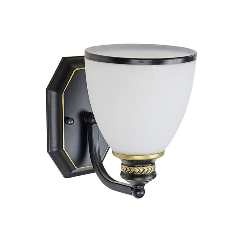 Lampada da parete classica in vetro color crema - Lampada da parete nera a forma di campana per soggiorno