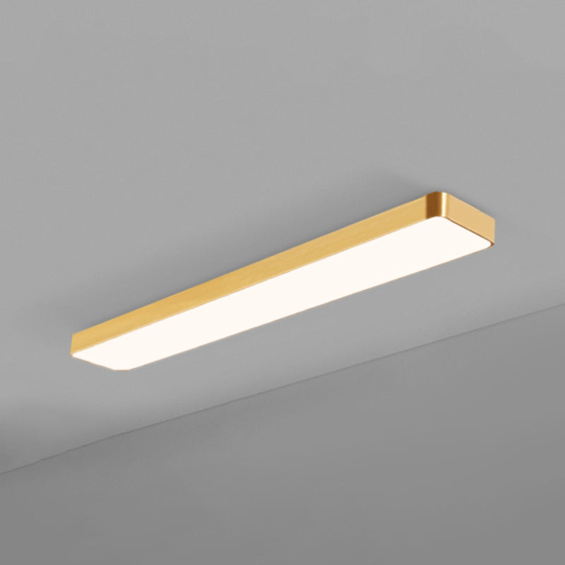 Prosta metalowa lampa sufitowa LED ze złotym wykończeniem - idealna do biur