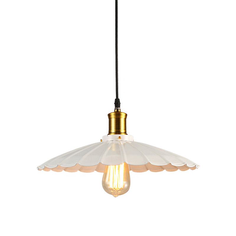 Lampe suspendue industrielle festonnée de 14 