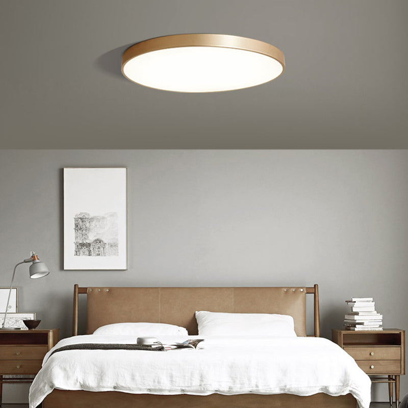 Nowoczesna złota metalowa lampa sufitowa LED do montażu podtynkowego do oświetlenia sypialni