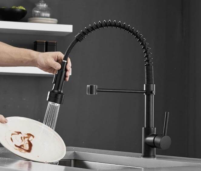 HydroBliss - Nowoczesna bateria kuchenna typu Spring