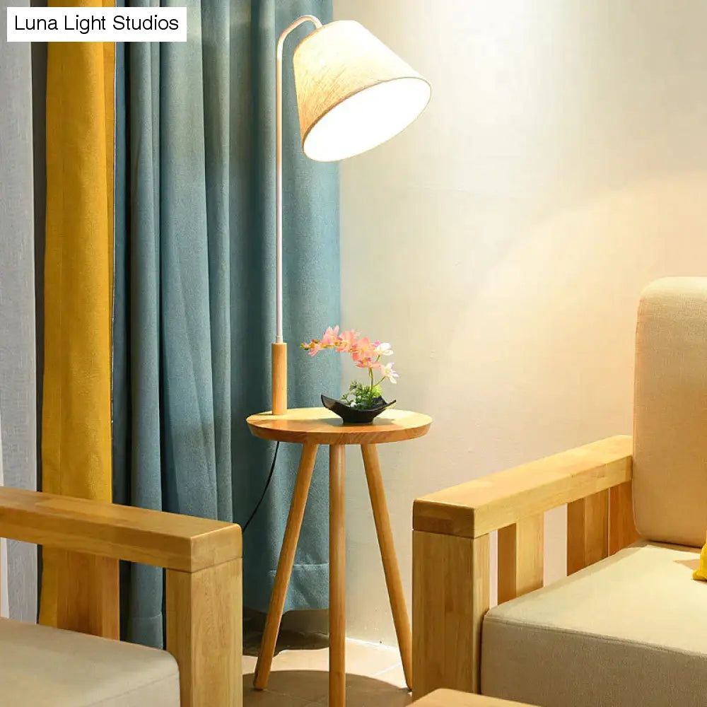 Log Vloerlamp Creatieve Woonkamer Bank Salontafel Studie Balkon Persoonlijkheid Kleine Tafelkleed Cover Verticale Tafellamp