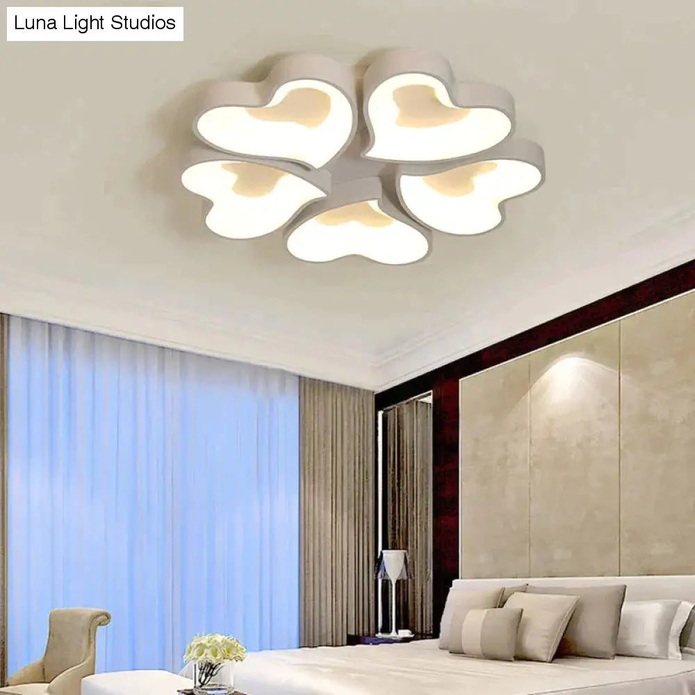 Plafoniere moderne a LED a forma di cuore per soggiorno, camera da letto, illuminazione interna, lampada da soffitto, telecomando, Dimmin