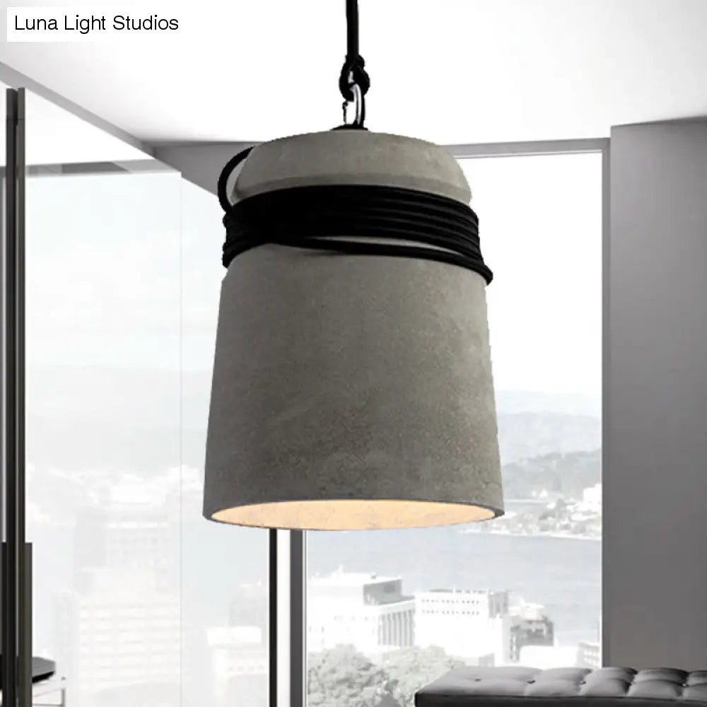 Lampada a sospensione con finitura in cemento stile industriale nero/grigio/beige con corda