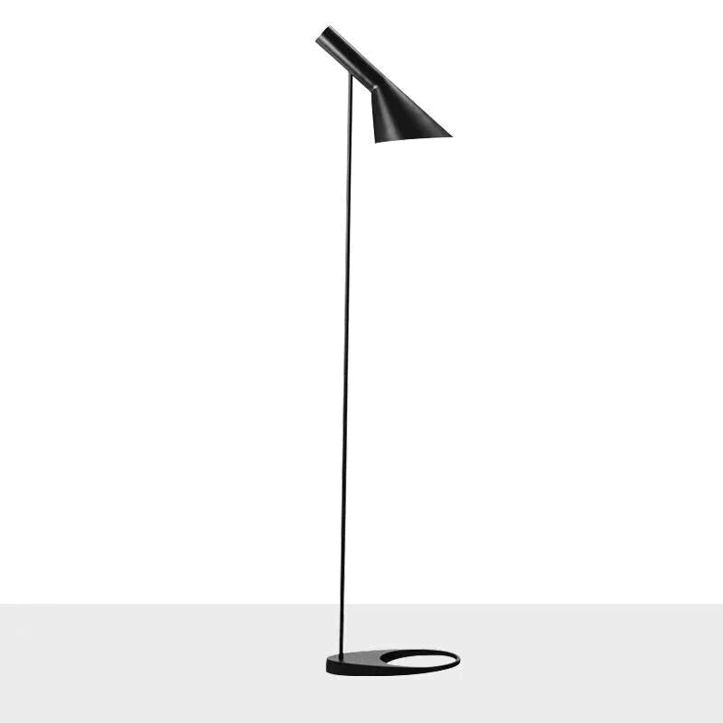 Lámpara de pie AJ ​​de diseño nórdico, luz de pie de Metal negro para sala de estar, dormitorio, mesita de noche, lámparas de pie decorativas, Luminaria de iluminación
