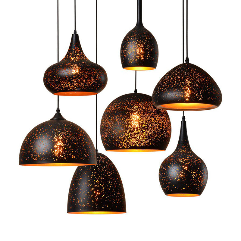 Ausgehöhlte Metall-Pendelleuchte, Retro-Hängeleuchte mit 1 Licht und schwarzem Finish für Restaurants
