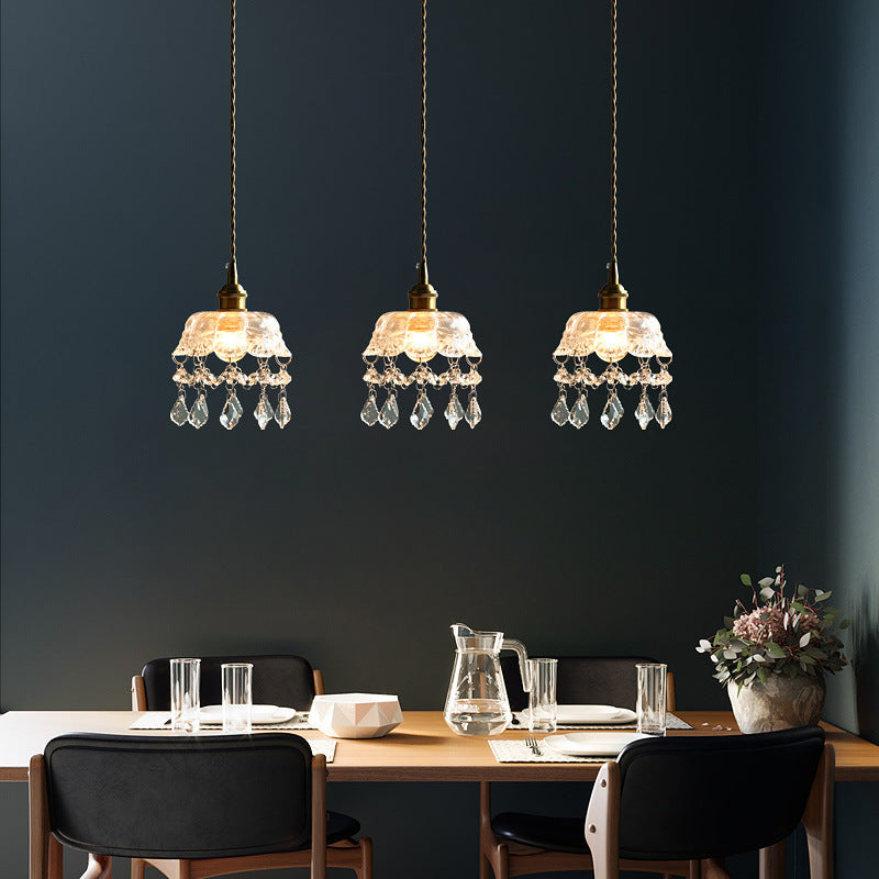 Lampa wisząca z przezroczystego szkła w kształcie kwiatu w stylu vintage z kryształkami w kształcie łezki