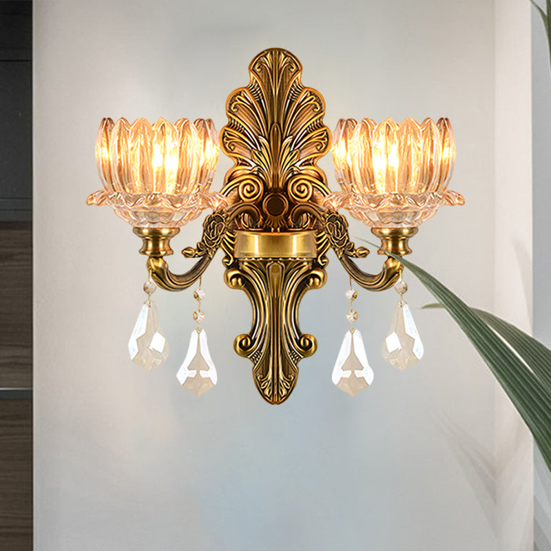 Vintage-Wandleuchte aus Messing mit klarem Glasschirm – Mid-Century-Blumendesign, 1/2-flammige Wandleuchte