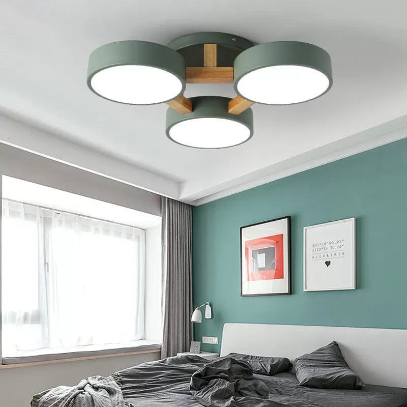 Lampa sufitowa Macaron Loft do montażu półpodtynkowego – metalowa oprawa bębnowa z 3 głowicami do salonów