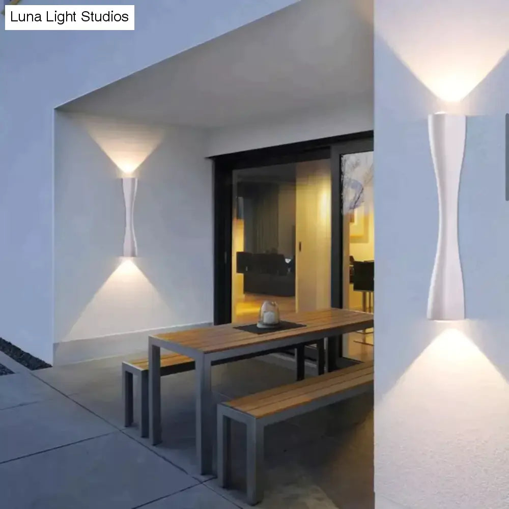 Elaine | Wasserdichte Außenlampe