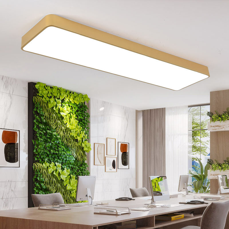 Biurowa lampa LED do montażu podtynkowego o minimalistycznym metalowym kształcie prostokąta i wykończeniu w kształcie słojów drewna — nowoczesne oświetlenie sufitowe