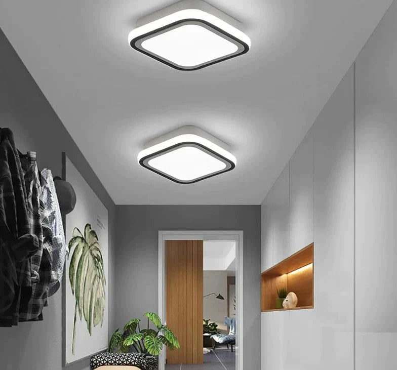 Le plafoniere a led moderne alla moda per l'illuminazione interna del soggiorno della sala studio del corridoio 16-18w