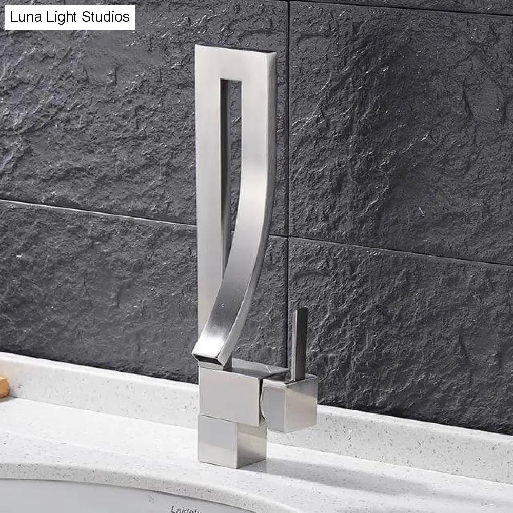 HydroBliss – Moderner Einhand-Badezimmerhahn