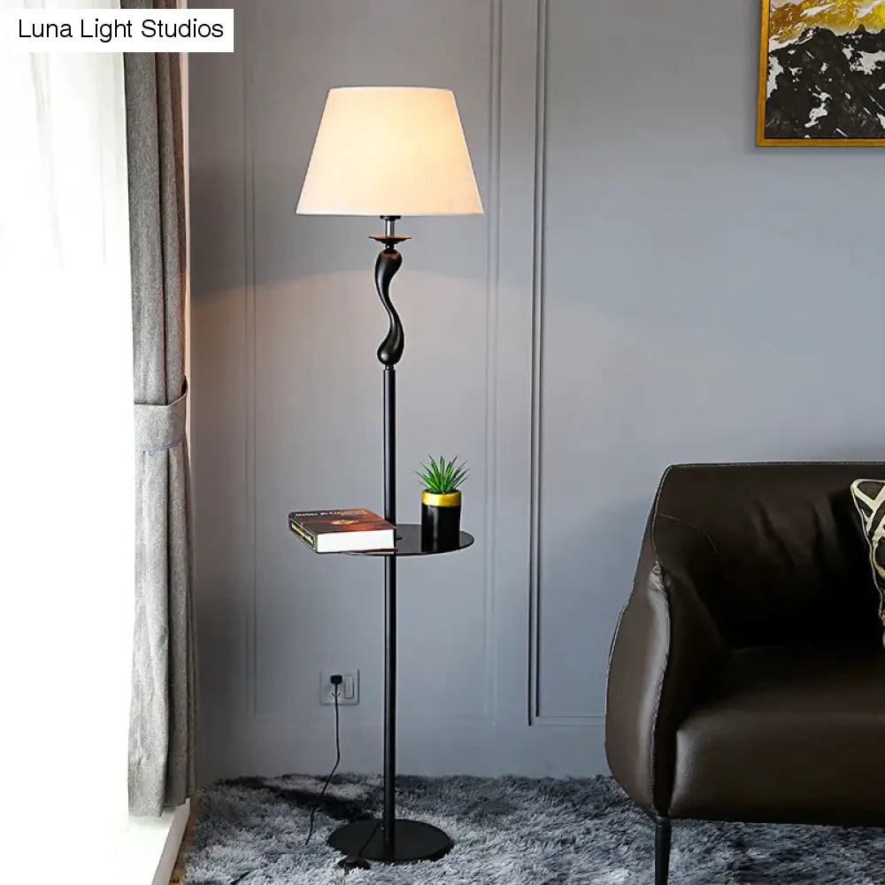Salon moderne lampadaire créatif chambre étude lampadaire Vertical élégant maison salon lampadaire LED