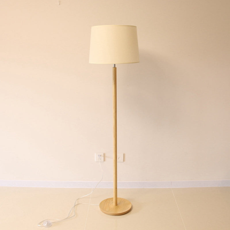 Lámpara de pie Simplicity Drum Sala de estudio de 1 luz en tela de madera
