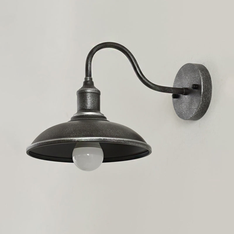 Vintage Aged Silver/Antique Brass Outdoor Wall Lamp with Metal Shade