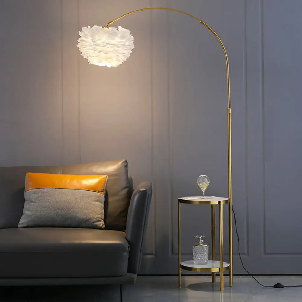 Modern Metallic Arc Arm Standing Light with Feather Shade and 2-Tier Shelf - 1-Light Floor Lighting for Living Room
