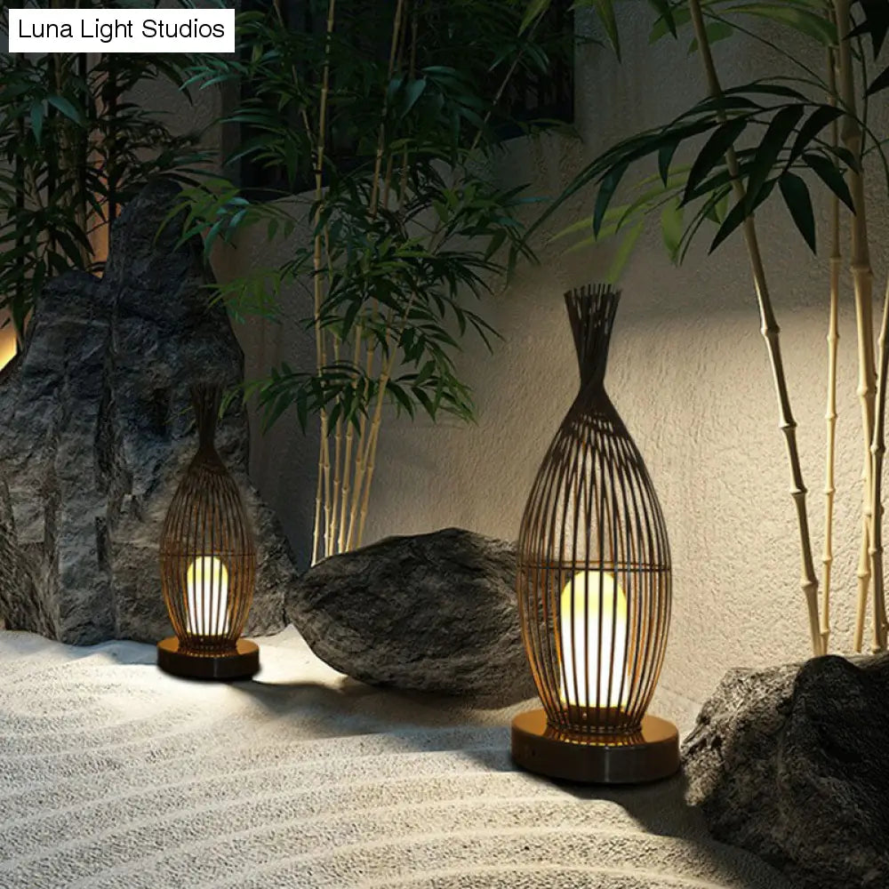 Sleek Iron Floor Light with Acrylic Shade - Ideal for Outdoor Areas